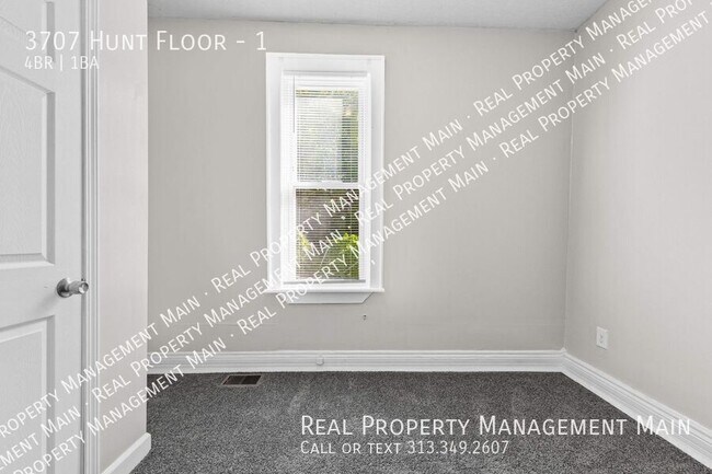 Building Photo - 3707 Hunt St