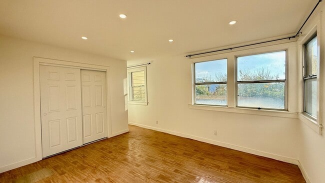 Building Photo - Charming Silver Terrace 3 Bedroom/1 BA SFH with Private Garden Oasis +Flex Bonus Room- AMSI