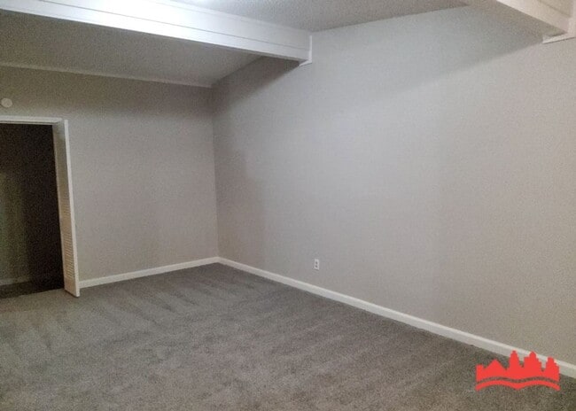 Building Photo - 3442 Knight Rd