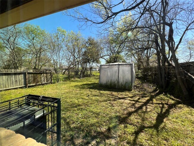 Building Photo - 3514 Sparrow St