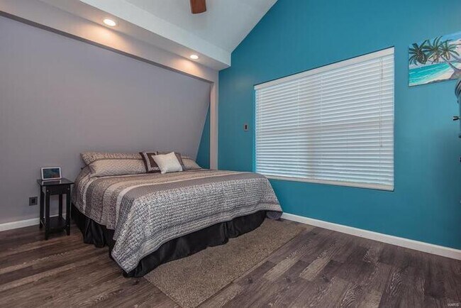 Building Photo - Fantastic 2bd/2ba home! Let yourself in!