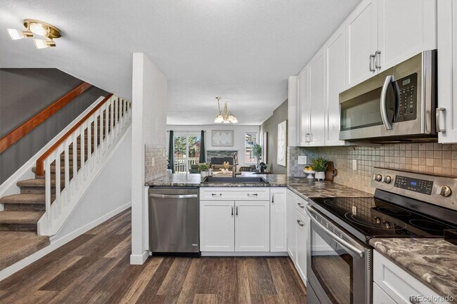 Building Photo - For Rent – $2,195/month | Stanton Farms Townhome in Littleton