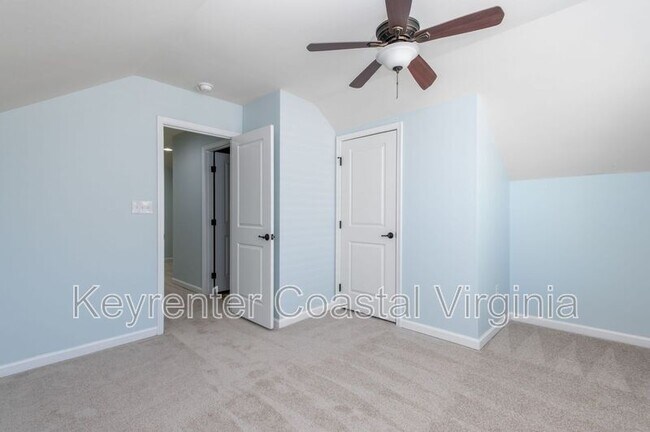Building Photo - 331 Spring Hill Pl