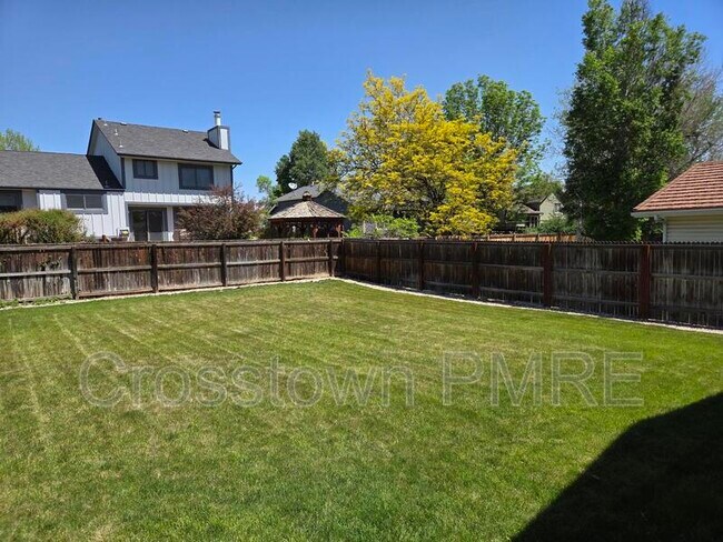 Building Photo - 4973 W 8th Street Rd