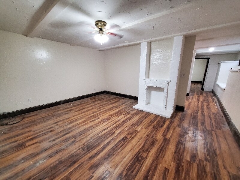 Building Photo - 905 Southwest Ave