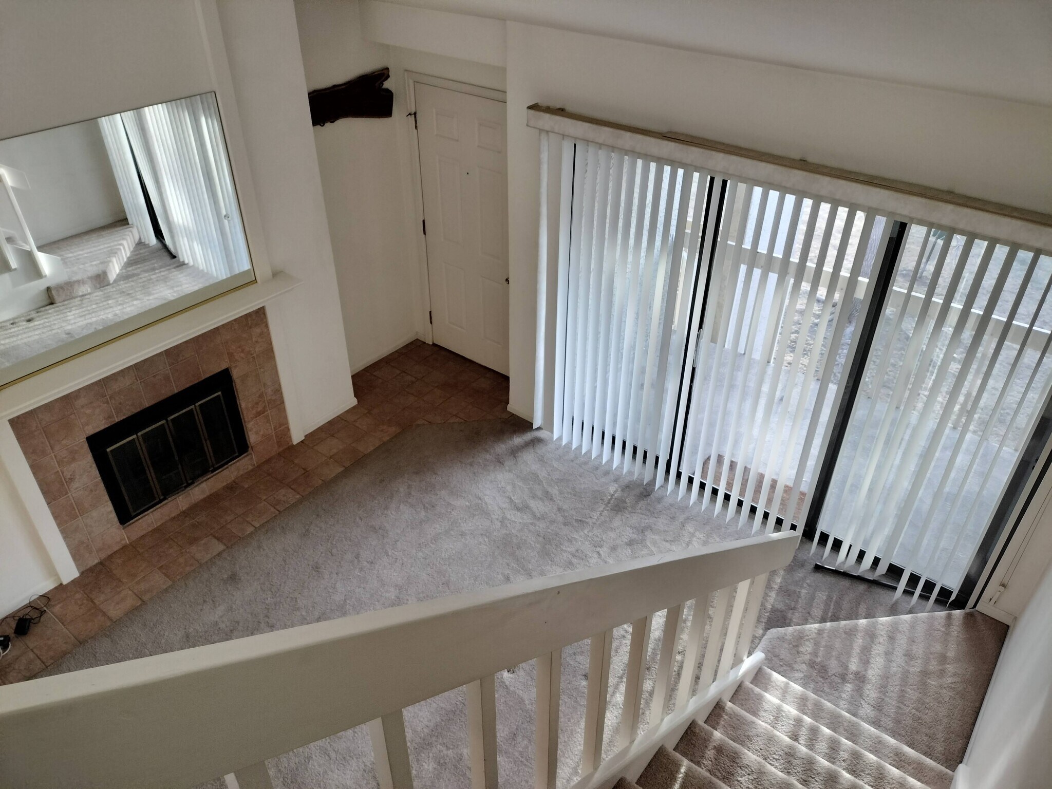 Building Photo - 20 S Boulder Cir