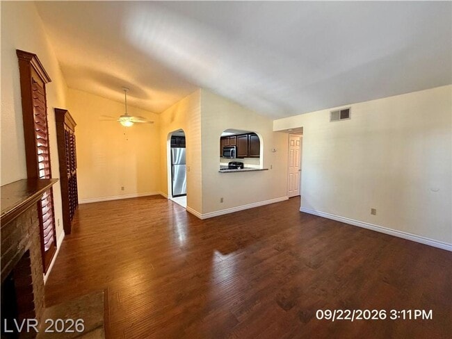 Building Photo - 711 Bass Dr