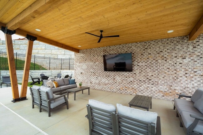 Building Photo - The Garrett | 3-Bedroom Home with Pool and Pickleball Court at Highbury