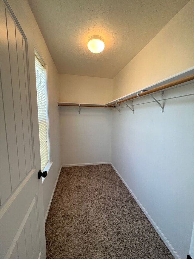 Building Photo - Olivia Farms Subdivision