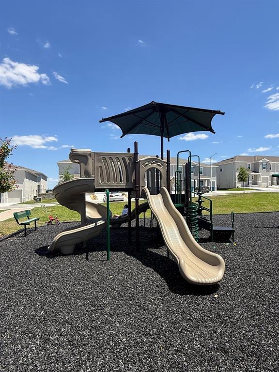 Building Photo - 1419 Plank Pl