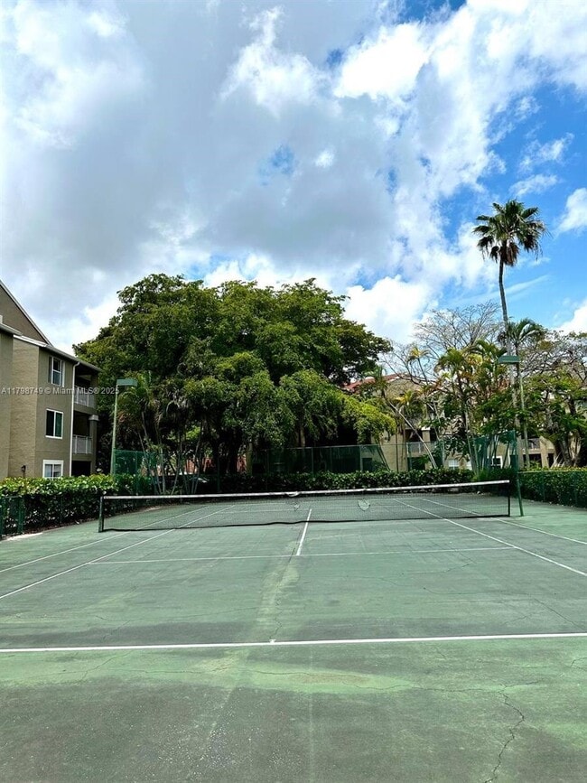 Building Photo - 1725 Palm Cove Blvd