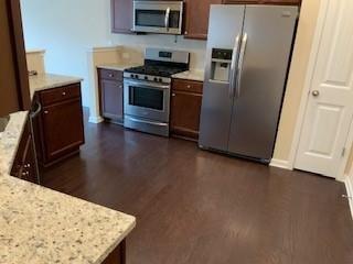 Building Photo - 1335 Hampton Oaks Dr