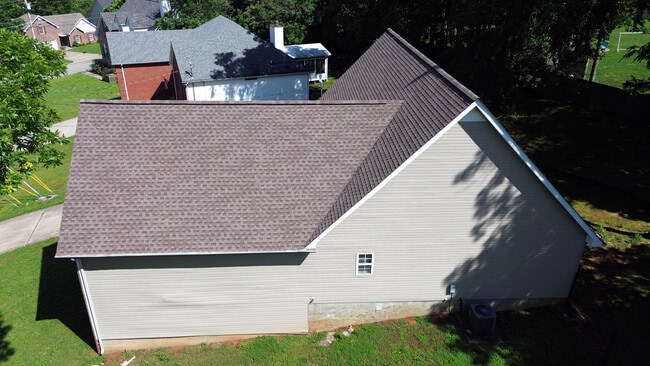 Building Photo - 2105 Academy Way