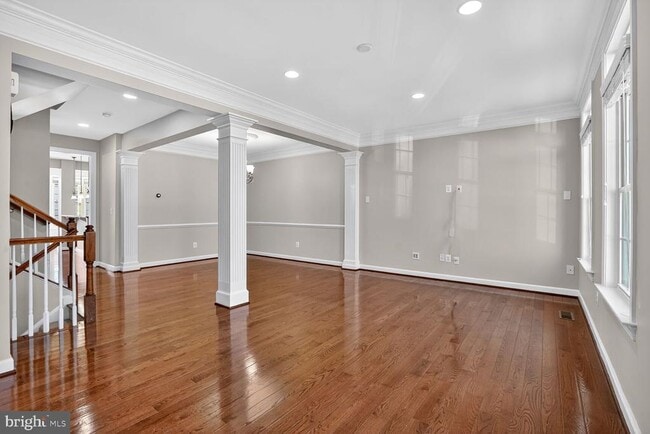 Building Photo - 21285 Park Grove Terrace