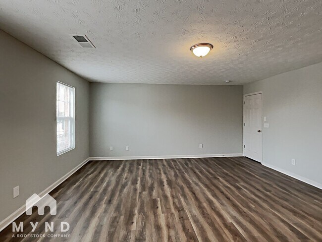 Building Photo - 3856 Cedar Trace Ln