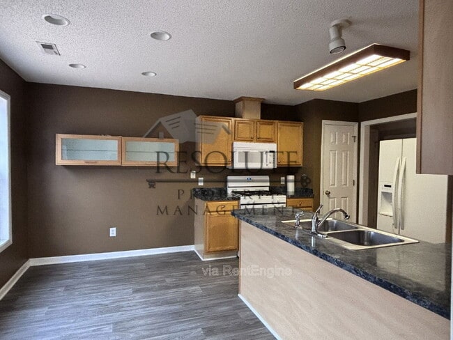 Building Photo - 404 Onondaga Ct