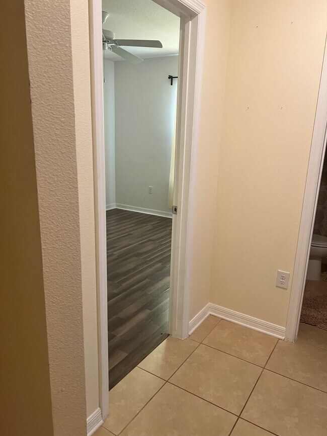 Building Photo - 3826 Wayfarer Wy