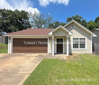 Building Photo - 2919 Gage Dr