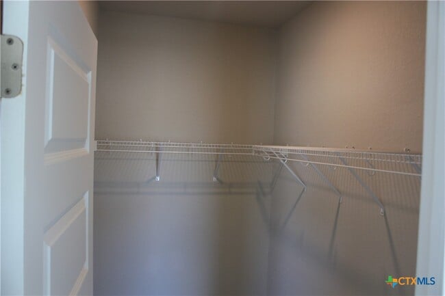 Building Photo - 233 Mossberg Wy