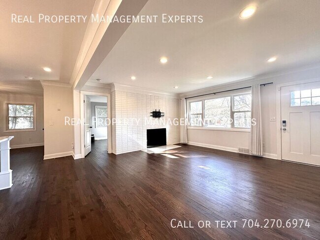 Building Photo - 4209 Kitty Dr