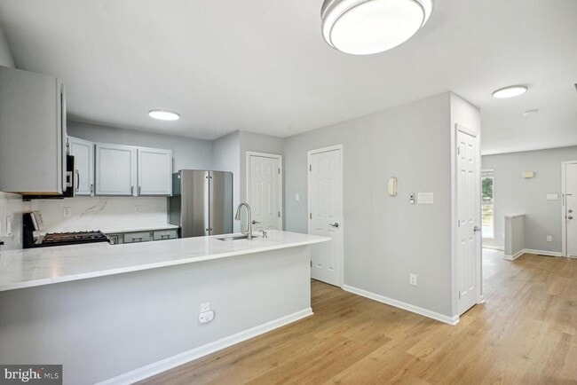 Building Photo - 6146 Kendra Way