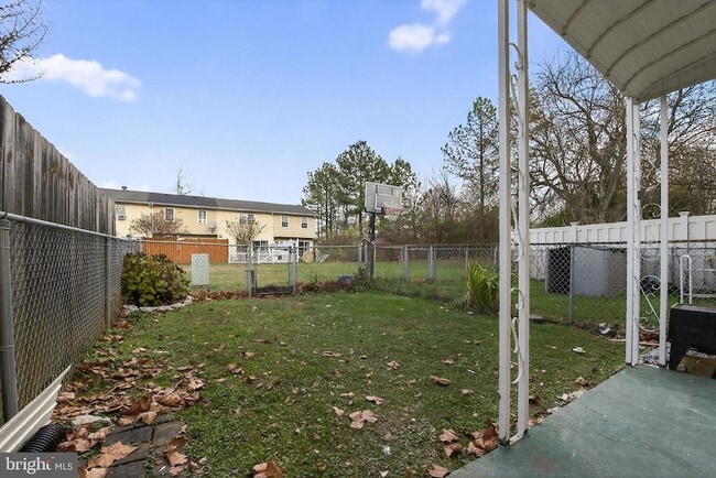 Building Photo - 224 Moore Dr