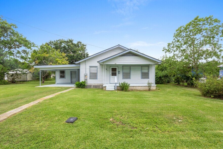 Primary Photo - 607 New Orleans Ave