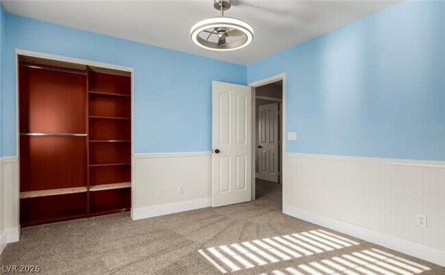 Building Photo - 264 Pointe Ranier Ave