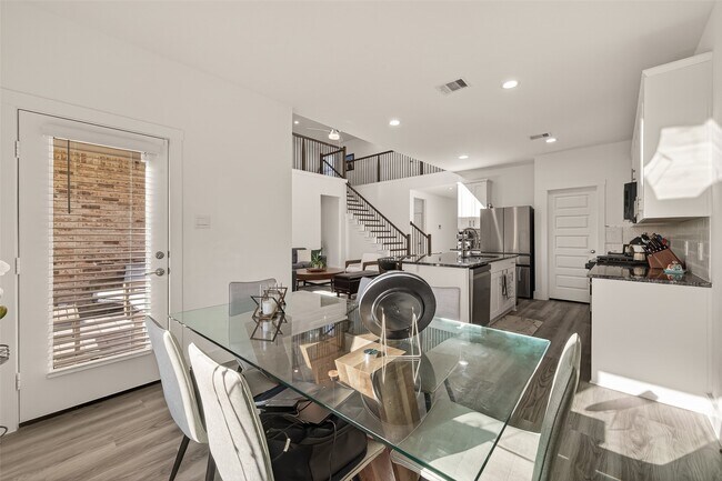 Building Photo - 3415 Dursley Landing Ct