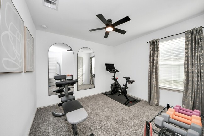 Building Photo - 1137 Buffalograss Trl