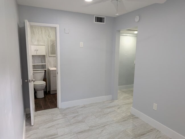 Building Photo - 2239 Polk St