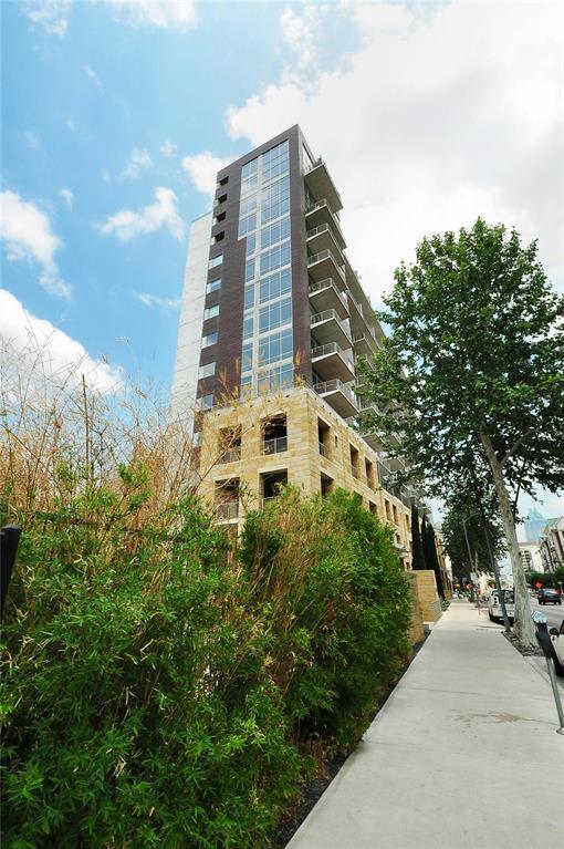 Building Photo - 800 W 5th St