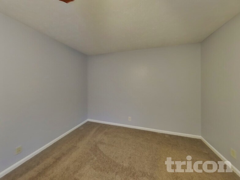 Building Photo - 4076 Parkway Cir NW