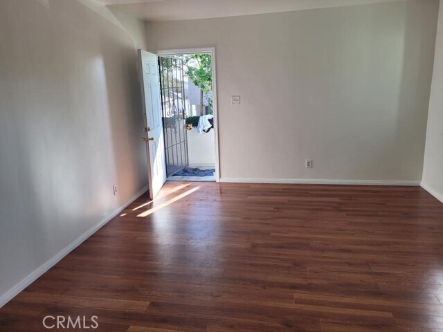 Building Photo - 966 Holly St