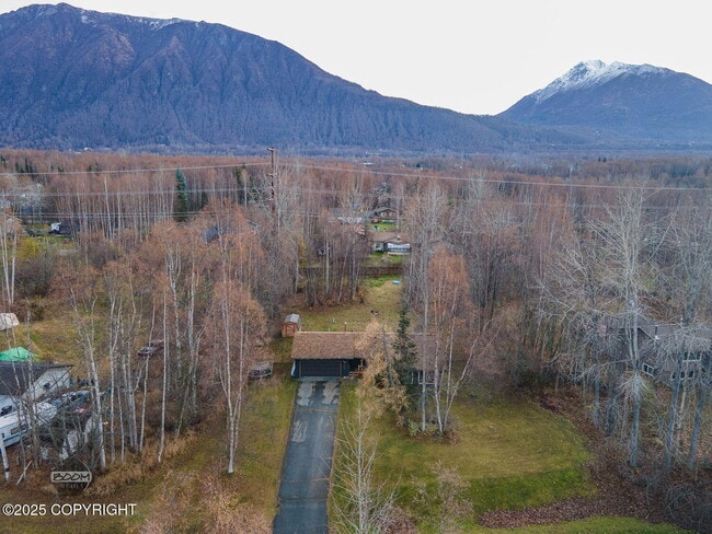 Building Photo - 22355 Whispering Birch Dr