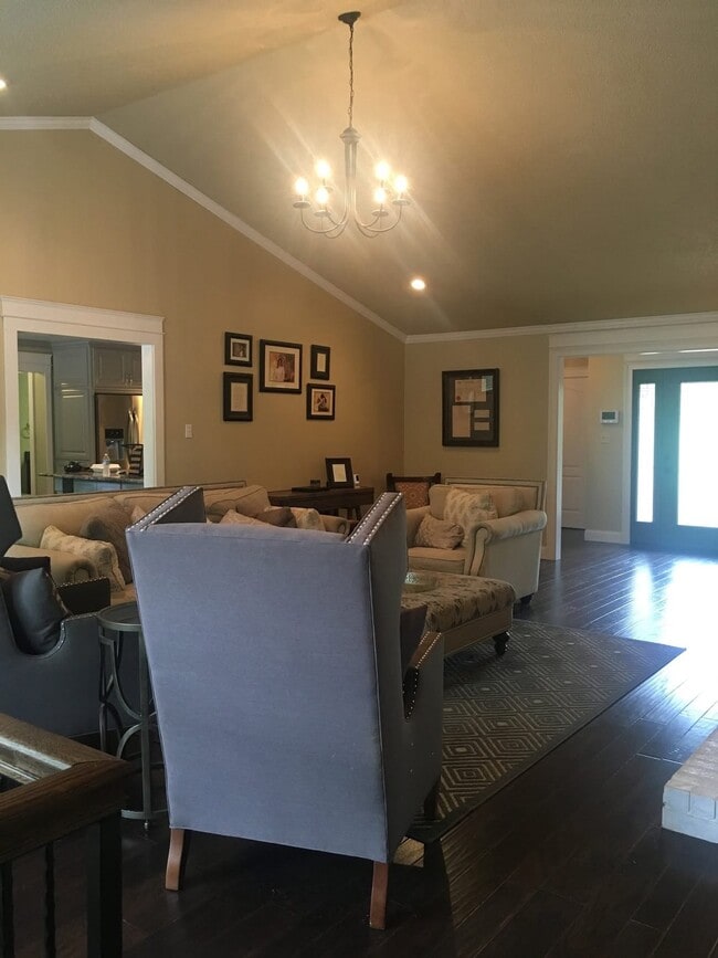 Building Photo - 122 Deer View Cir