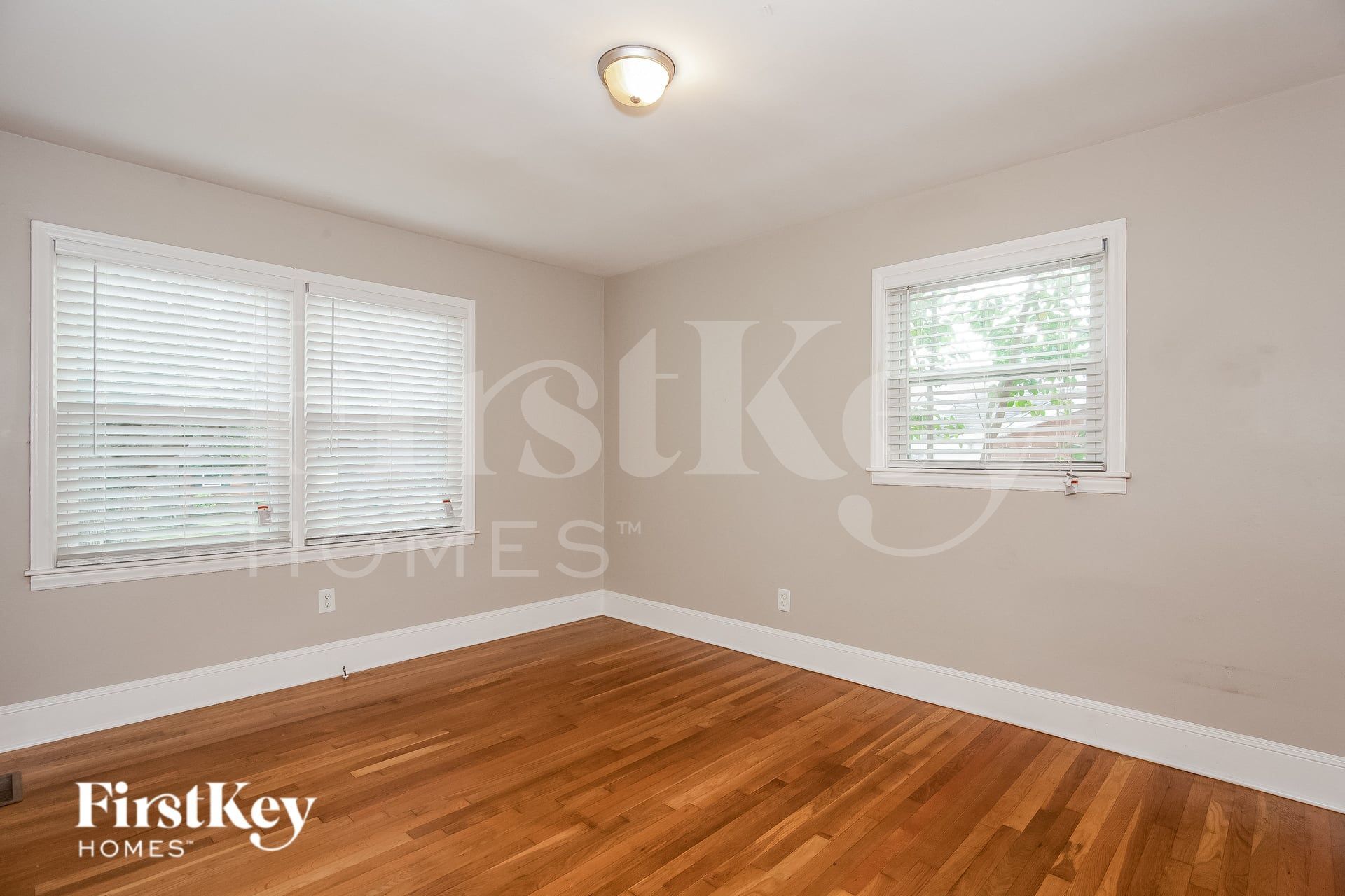 Building Photo - 1421 Waddell St