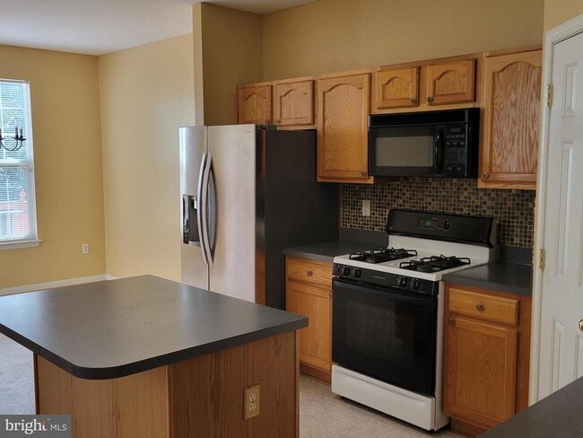 Building Photo - 2508 Black Oak Way