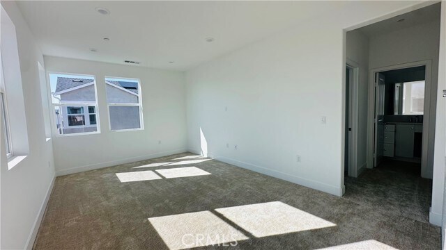 Building Photo - 454 Lobata