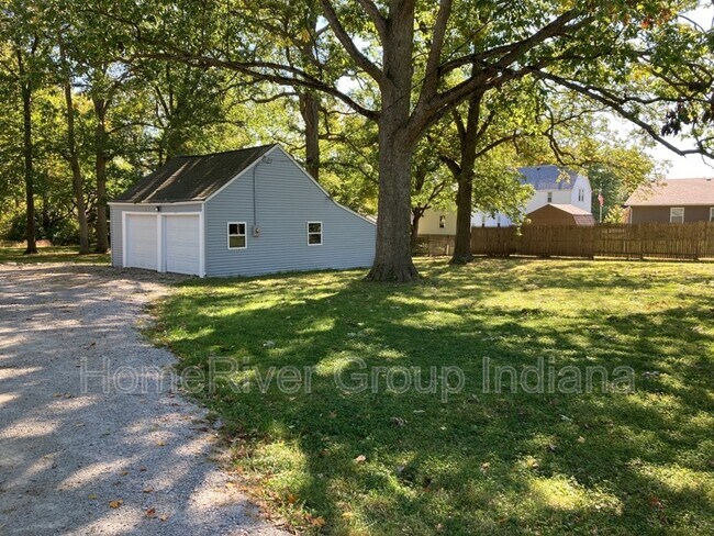 Building Photo - 1703 Getz Rd