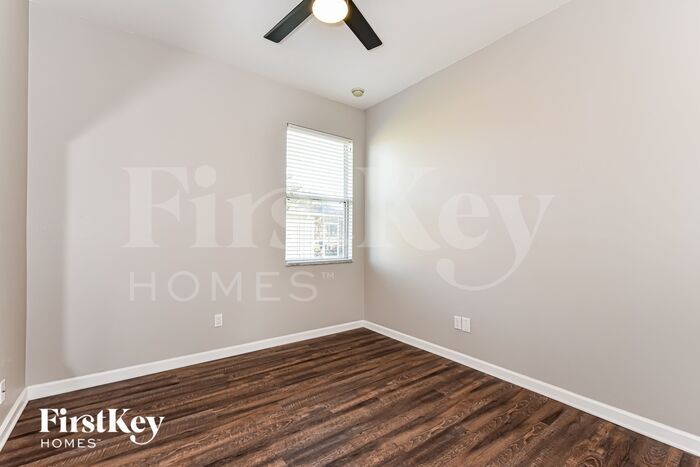 Building Photo - 16116 Badalona Dr