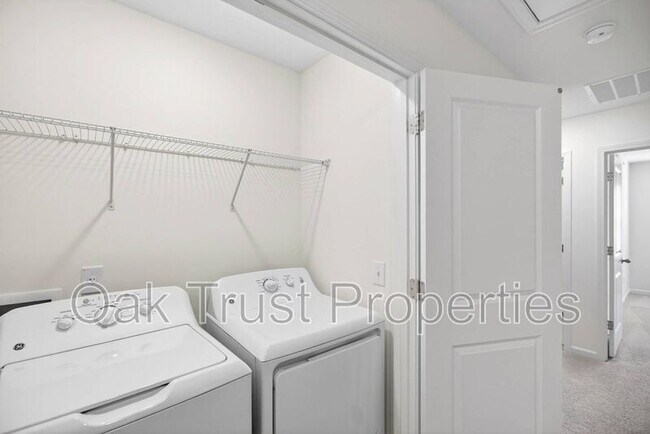 Building Photo - 502 Townsford Ln