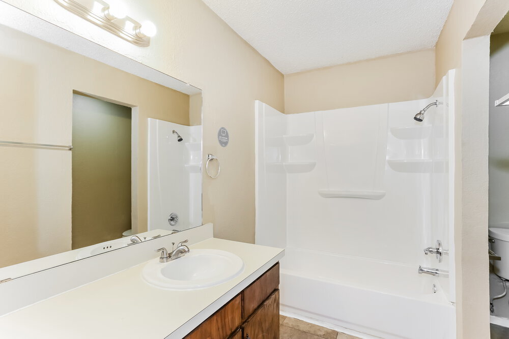 Building Photo - 6306 Twin Maple Ct