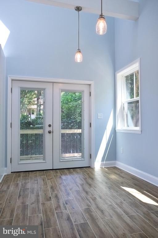 Building Photo - 2810 S Arlington Ridge Rd