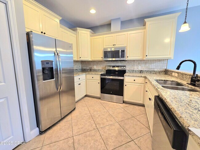 Building Photo - 1729 Annabellas Dr