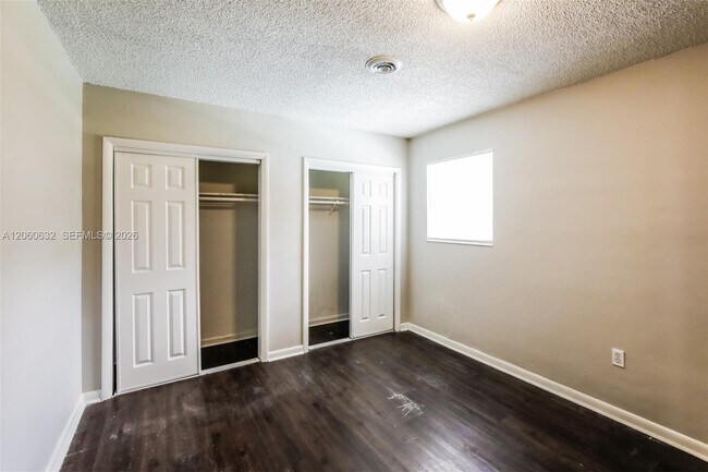 Building Photo - 4896 NW 6th Ct