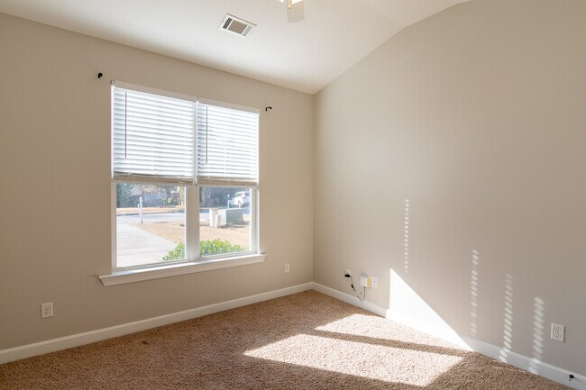 Building Photo - 1204 Stone Meadows Ct