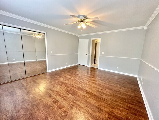 Building Photo - 7806 Sawyer Brown Rd