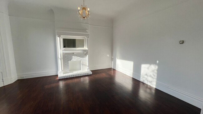 Building Photo - 1420-1424 9th Ave