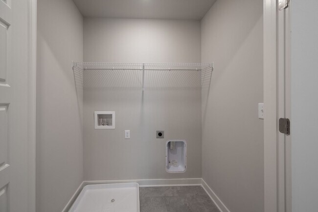 Building Photo - 4213 Gandalf Ln